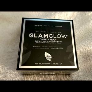 Glam Glow youth mud!!! Brand new!